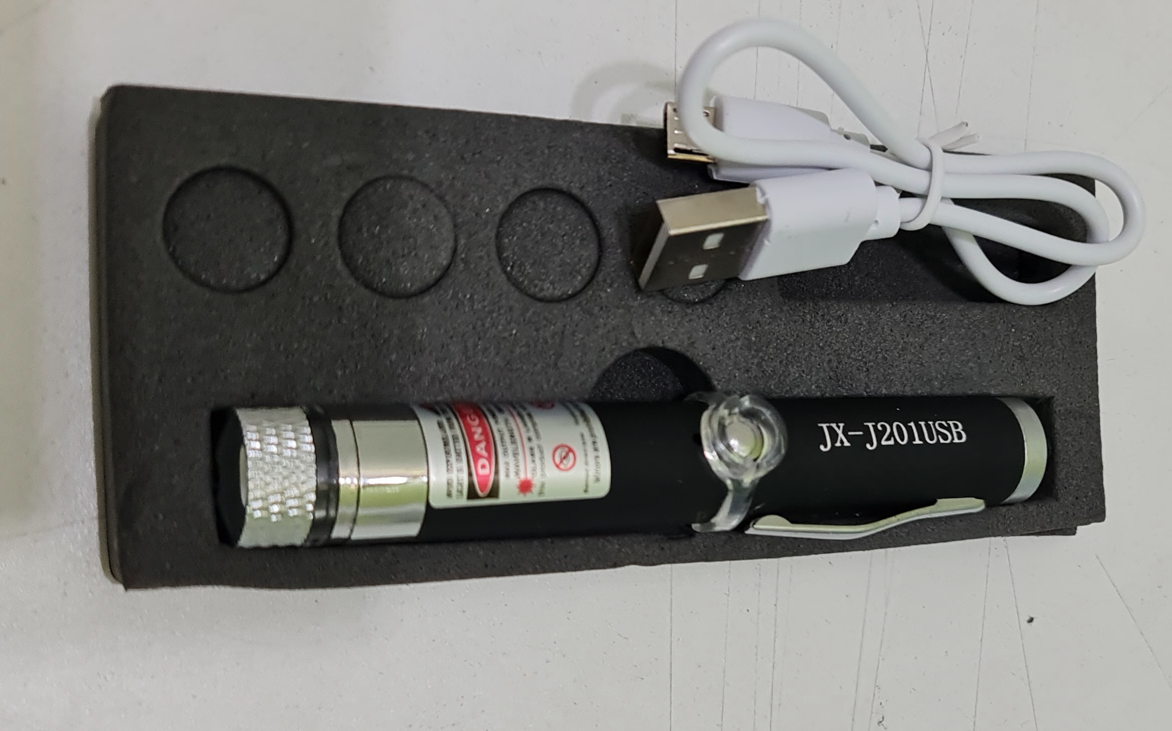 LASER POINTER แสงสีแดง แบบชาร์จแบตได้