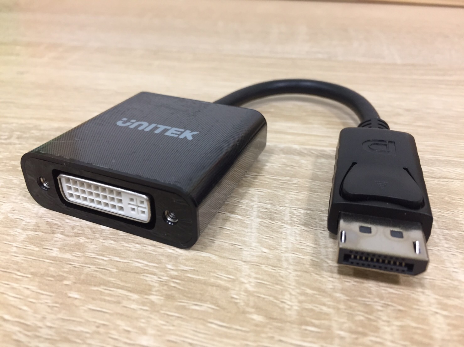 Display to DVI-F Adapter