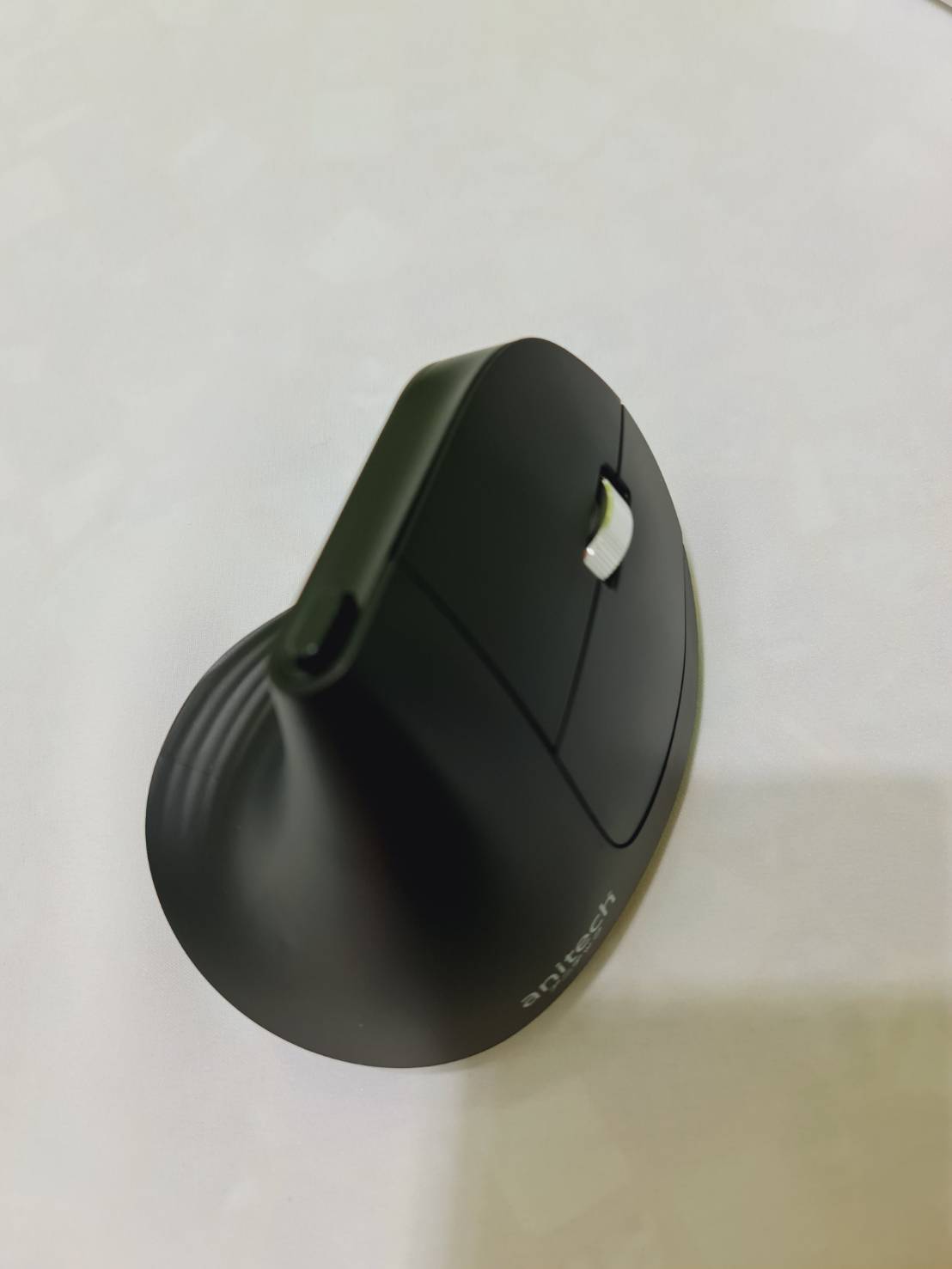 anitech W230 WIRELESS & BLUETOOTH ERGONOMIC MOUSE