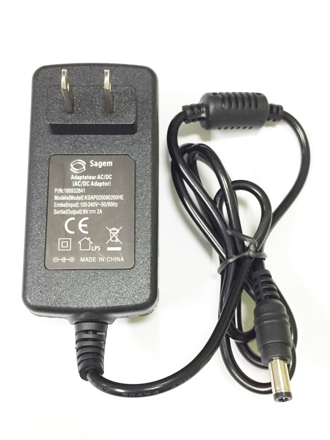 Adapter AC/DC 9V 2A